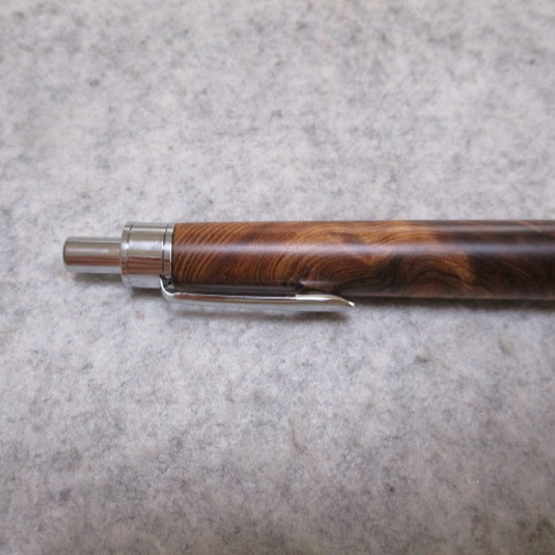 屋久杉瘤 黒油木 瘤杢光明 椿油仕上げ 木軸ボールペン(シャープ