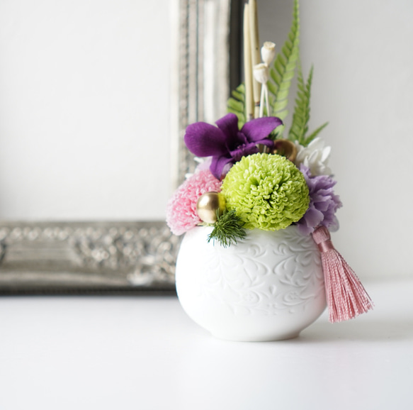 仏花アレンジＬサイズ花器、タッセル付　一対 プリザーブドフラワー 仏花アレンジ Lサイズ 花器、タッセル付