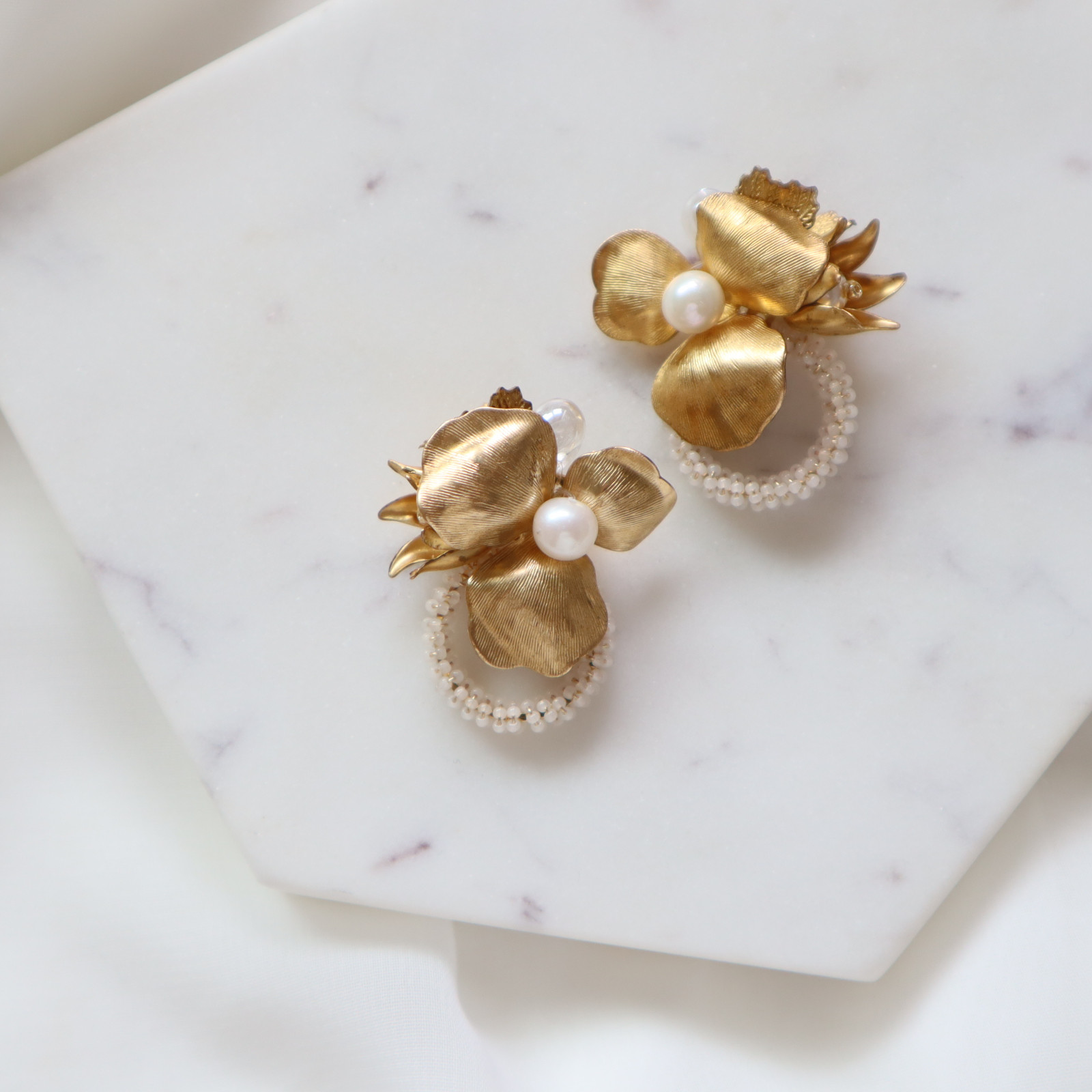 Charlotte -mini hoop-