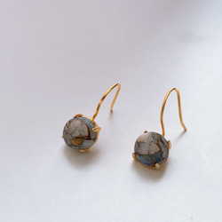 【送料無料】Blanco.  コッパーオパール　Silver925 ゴールドピアス 2枚目の画像