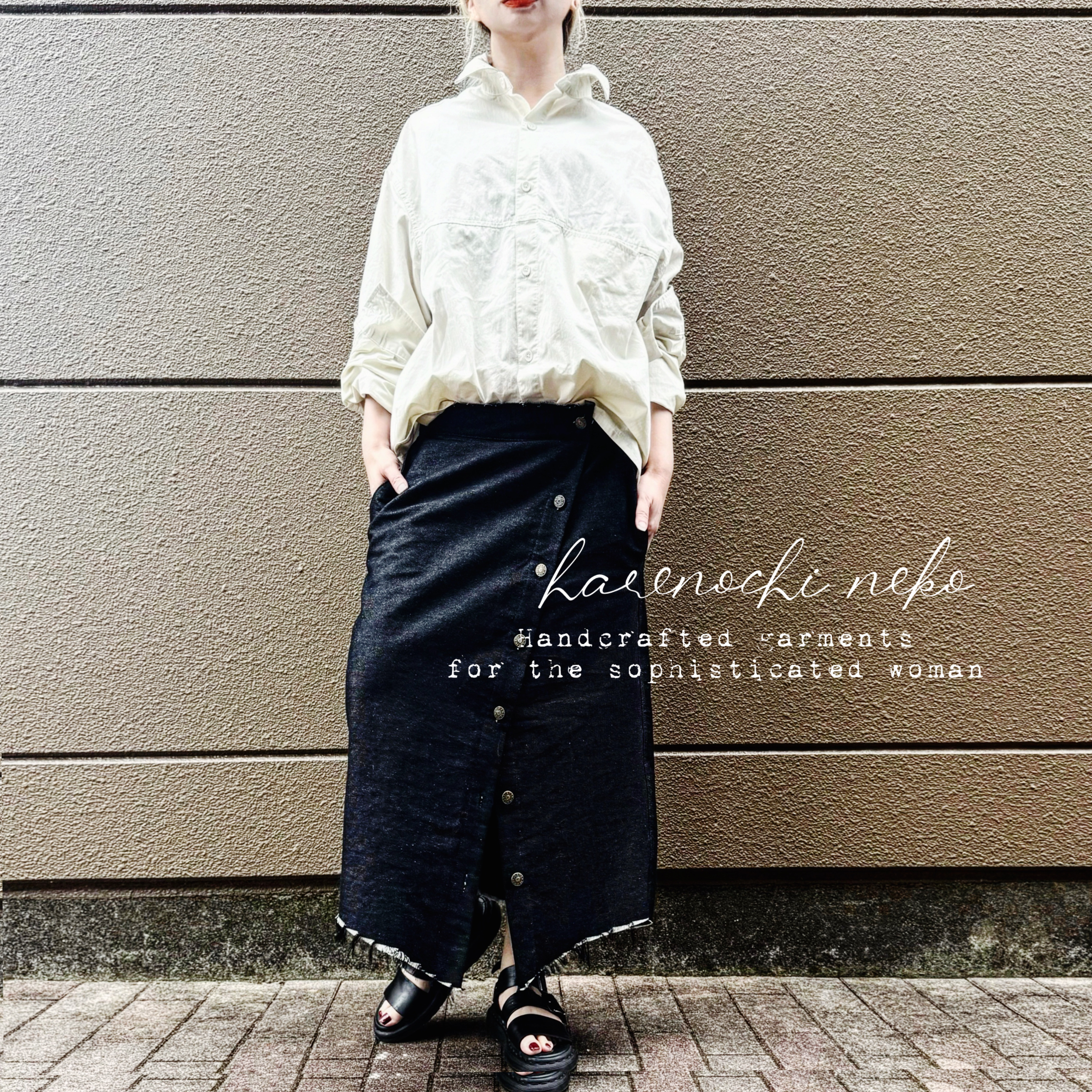 ■3日内発送■【再販】洗練された大人の一枚。深みのあるブラックリジット風デニムラップスカート。ウエストゴム 秋