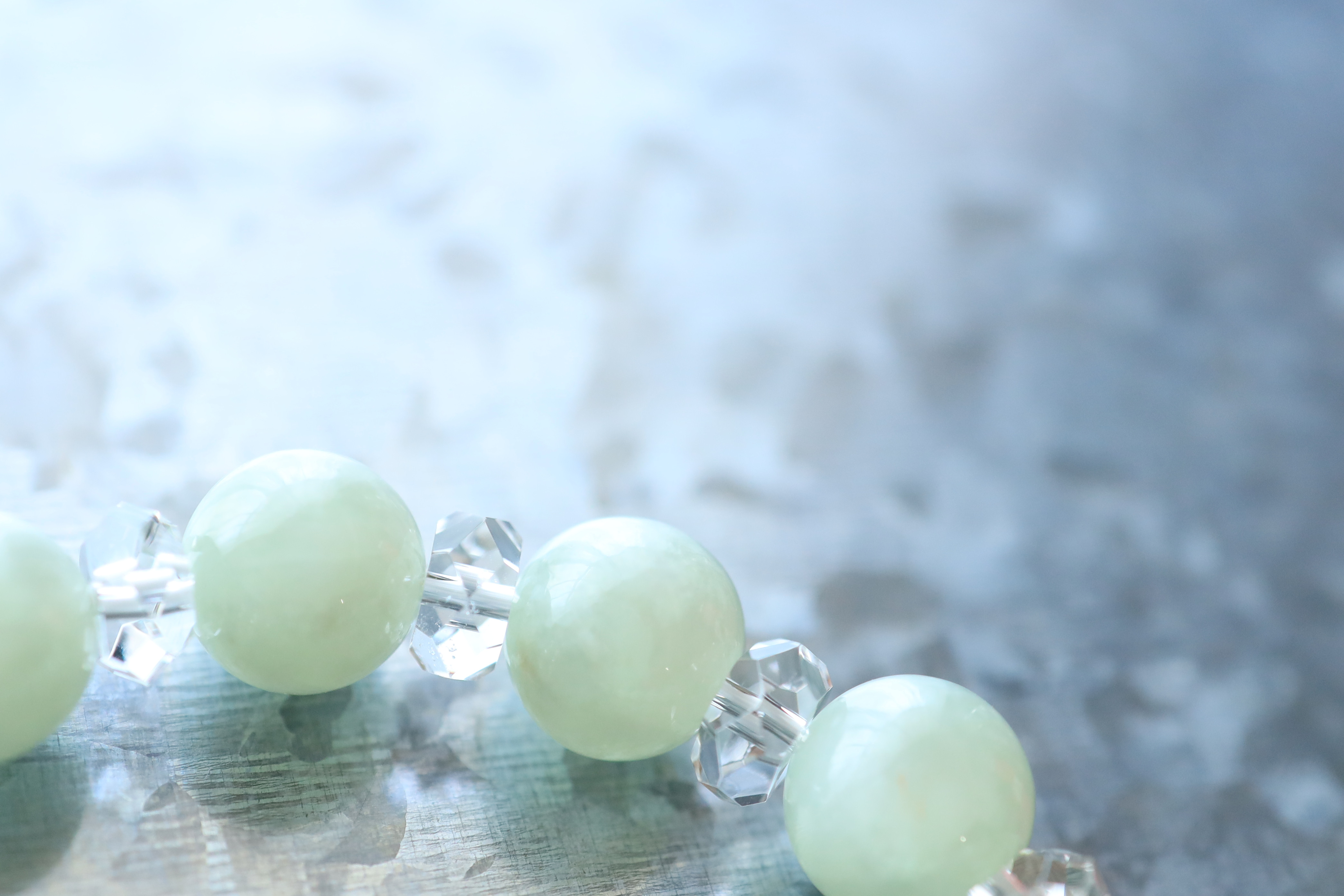 …☆プレミアムブレス☆…☆「翡」・「翠」の名に込められた意味：翡翠：10ミリ＆水晶☆…☆天然石☆…