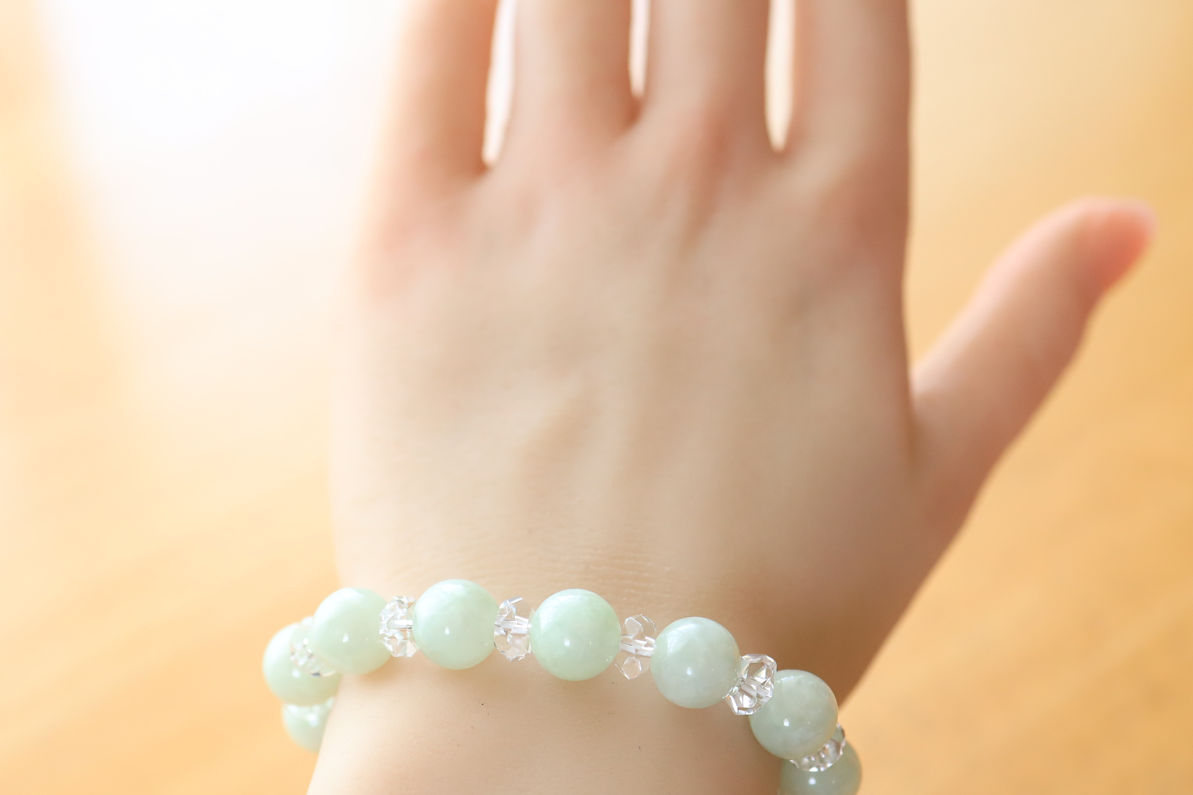 …☆プレミアムブレス☆…☆「翡」・「翠」の名に込められた意味：翡翠：10ミリ＆水晶☆…☆天然石☆…