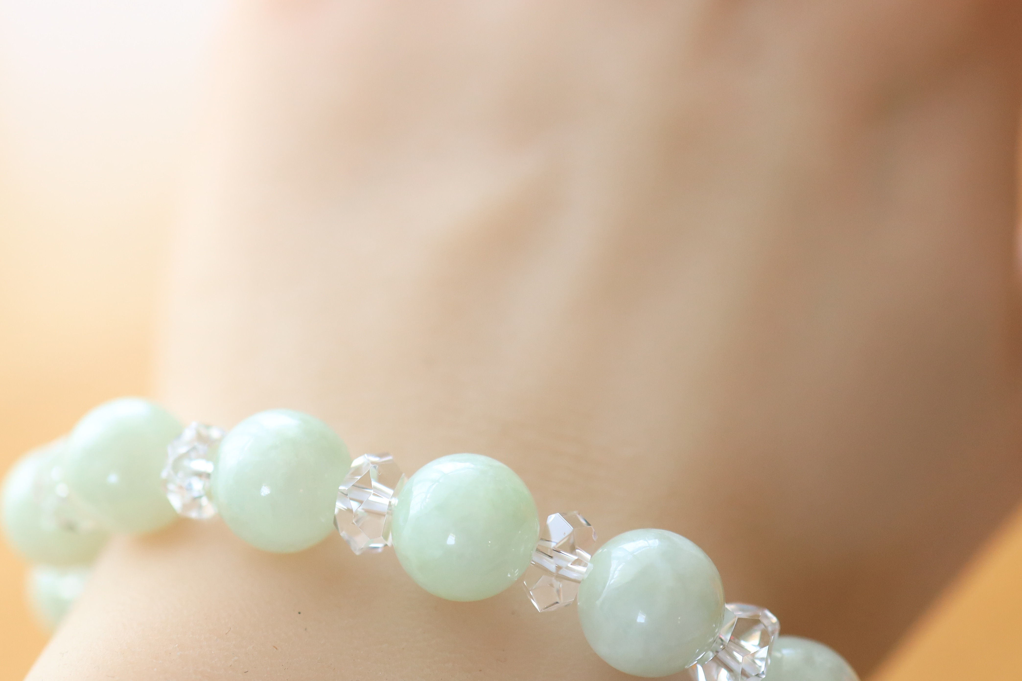 …☆プレミアムブレス☆…☆「翡」・「翠」の名に込められた意味：翡翠：10ミリ＆水晶☆…☆天然石☆…