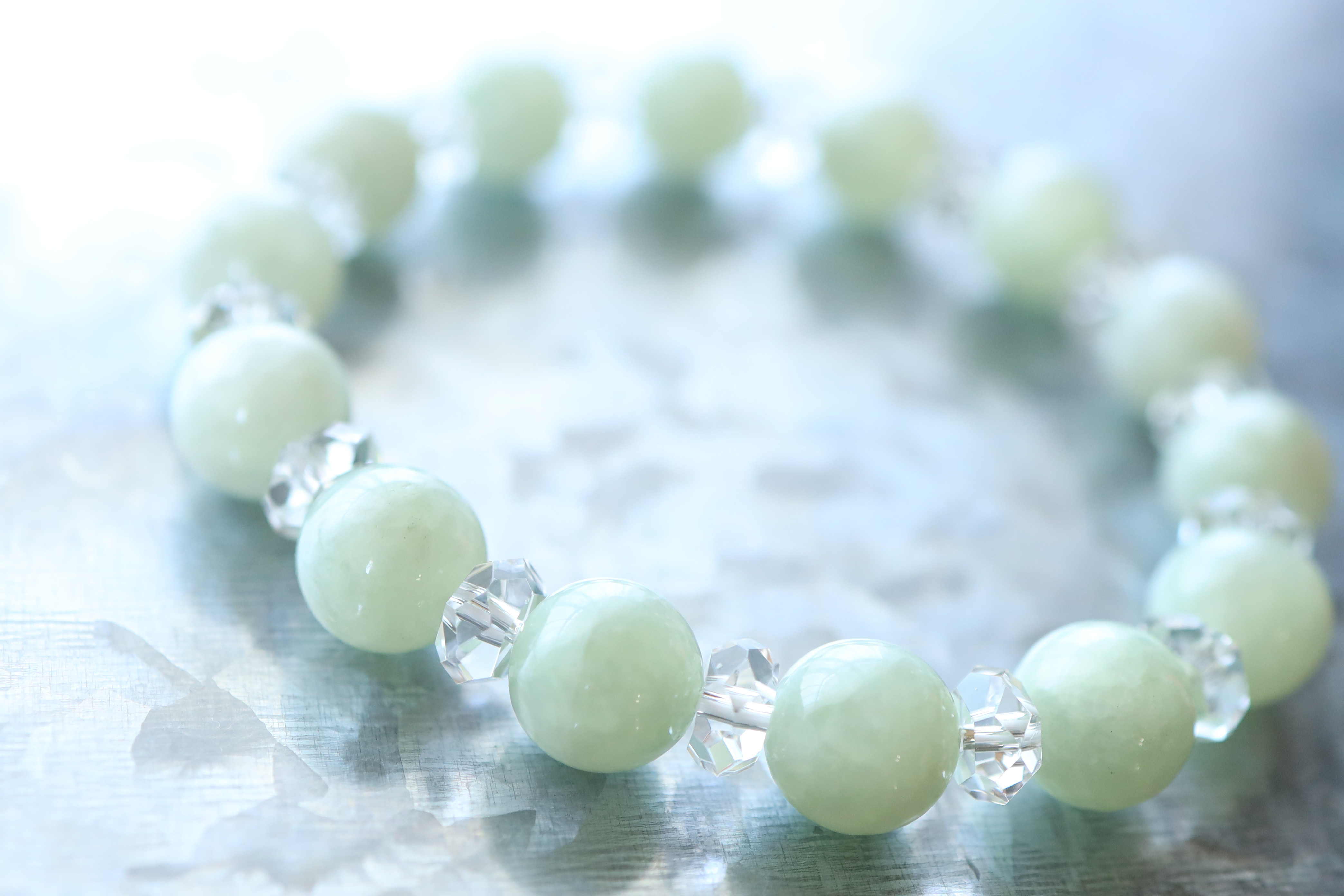 …☆プレミアムブレス☆…☆「翡」・「翠」の名に込められた意味：翡翠：10ミリ＆水晶☆…☆天然石☆…