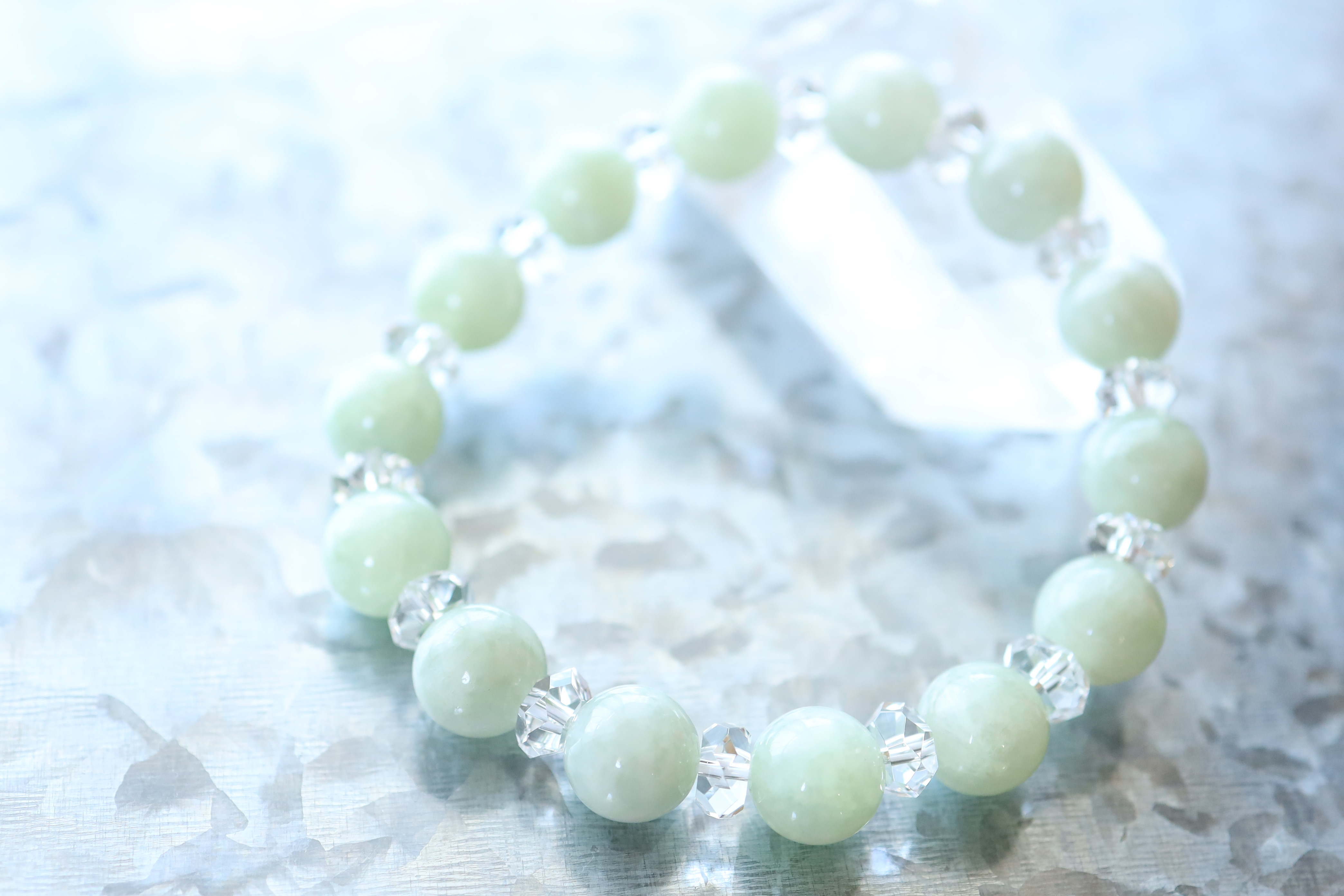 …☆プレミアムブレス☆…☆「翡」・「翠」の名に込められた意味：翡翠：10ミリ＆水晶☆…☆天然石☆…