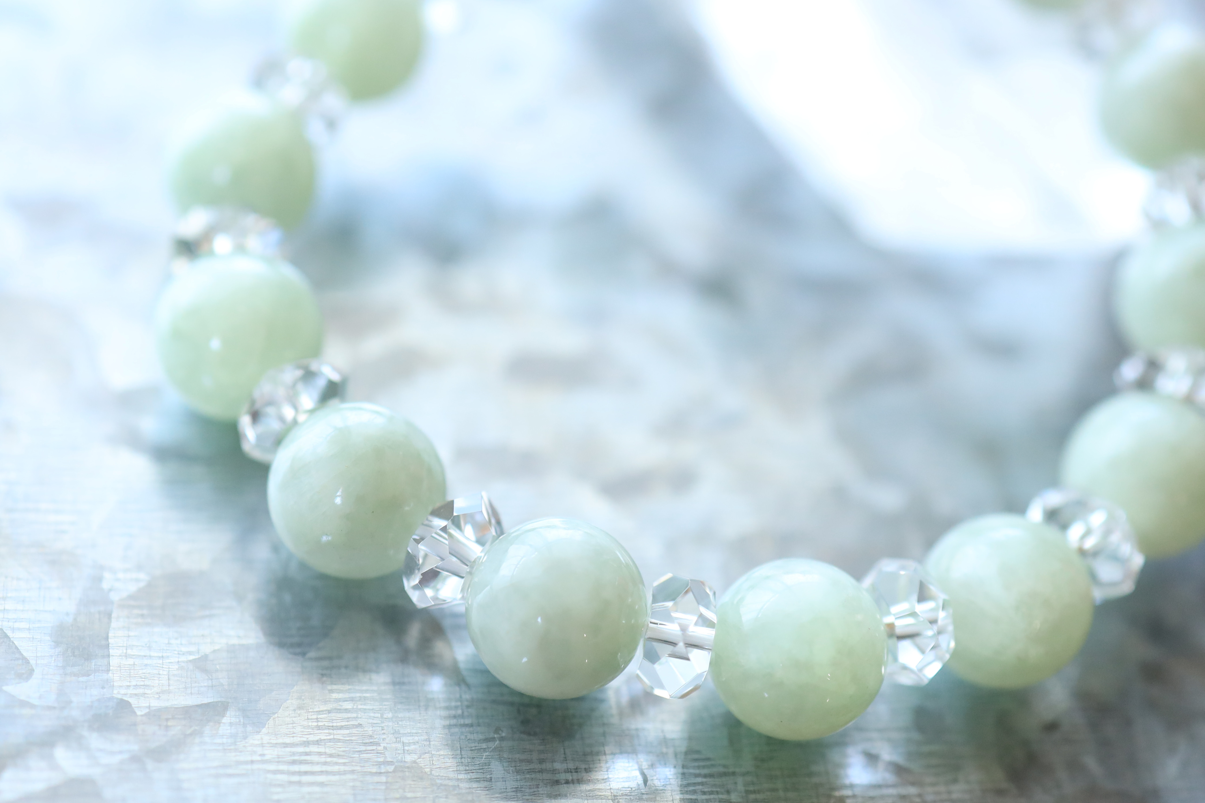 …☆プレミアムブレス☆…☆「翡」・「翠」の名に込められた意味：翡翠：10ミリ＆水晶☆…☆天然石☆…