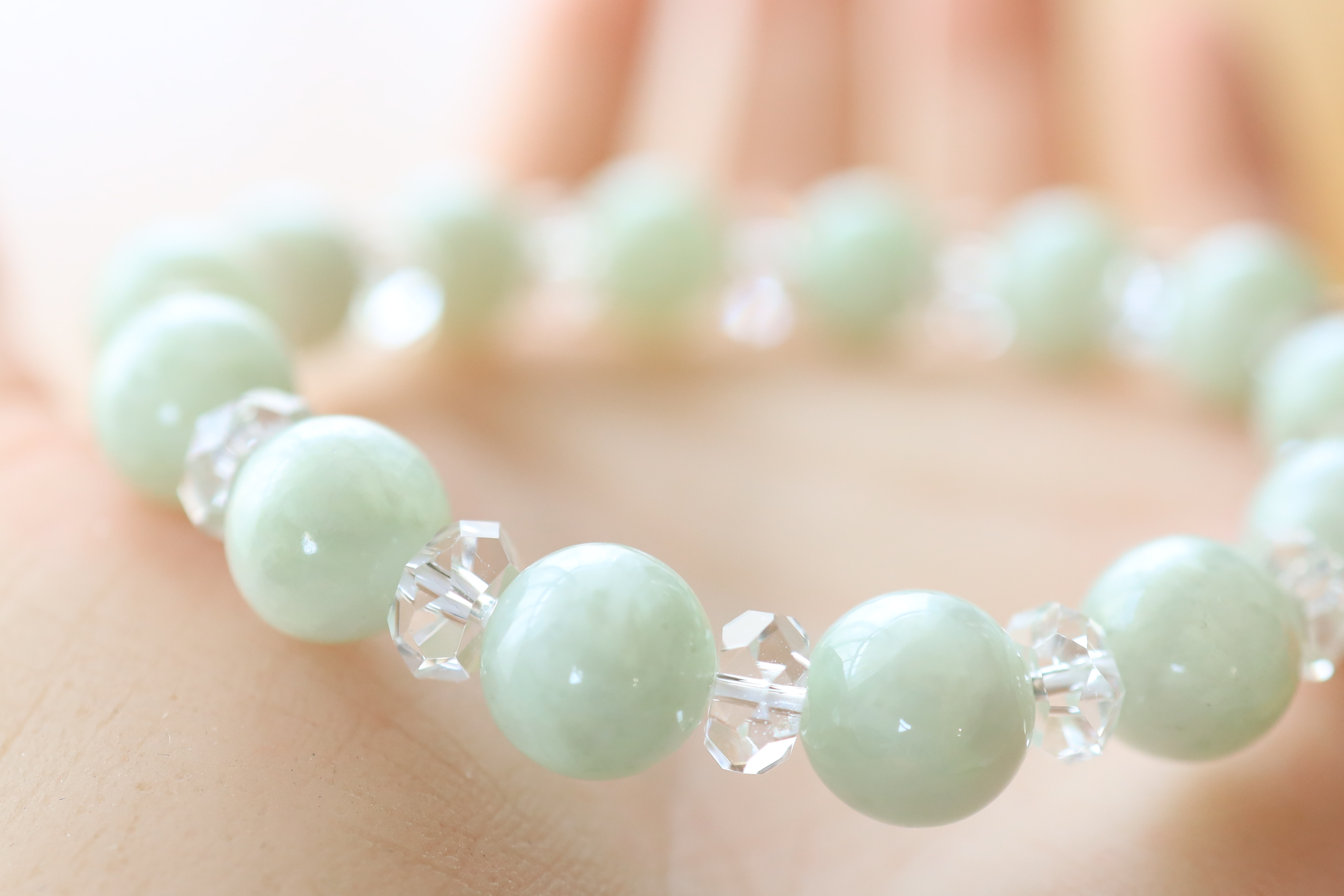 …☆プレミアムブレス☆…☆「翡」・「翠」の名に込められた意味：翡翠：10ミリ＆水晶☆…☆天然石☆…