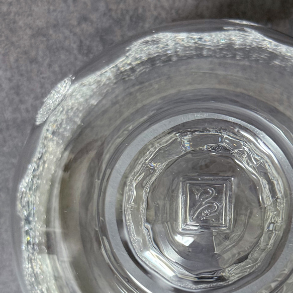 【新作】ガラス抹茶碗（泡釉薬）お湯使用可・化粧箱入り 4枚目の画像