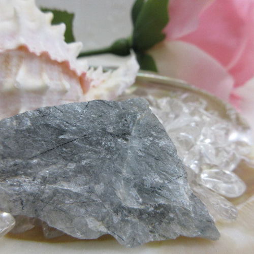 No.CR-322 天然石 原石 針入りザギマウンテンクォーツ(ブルー系