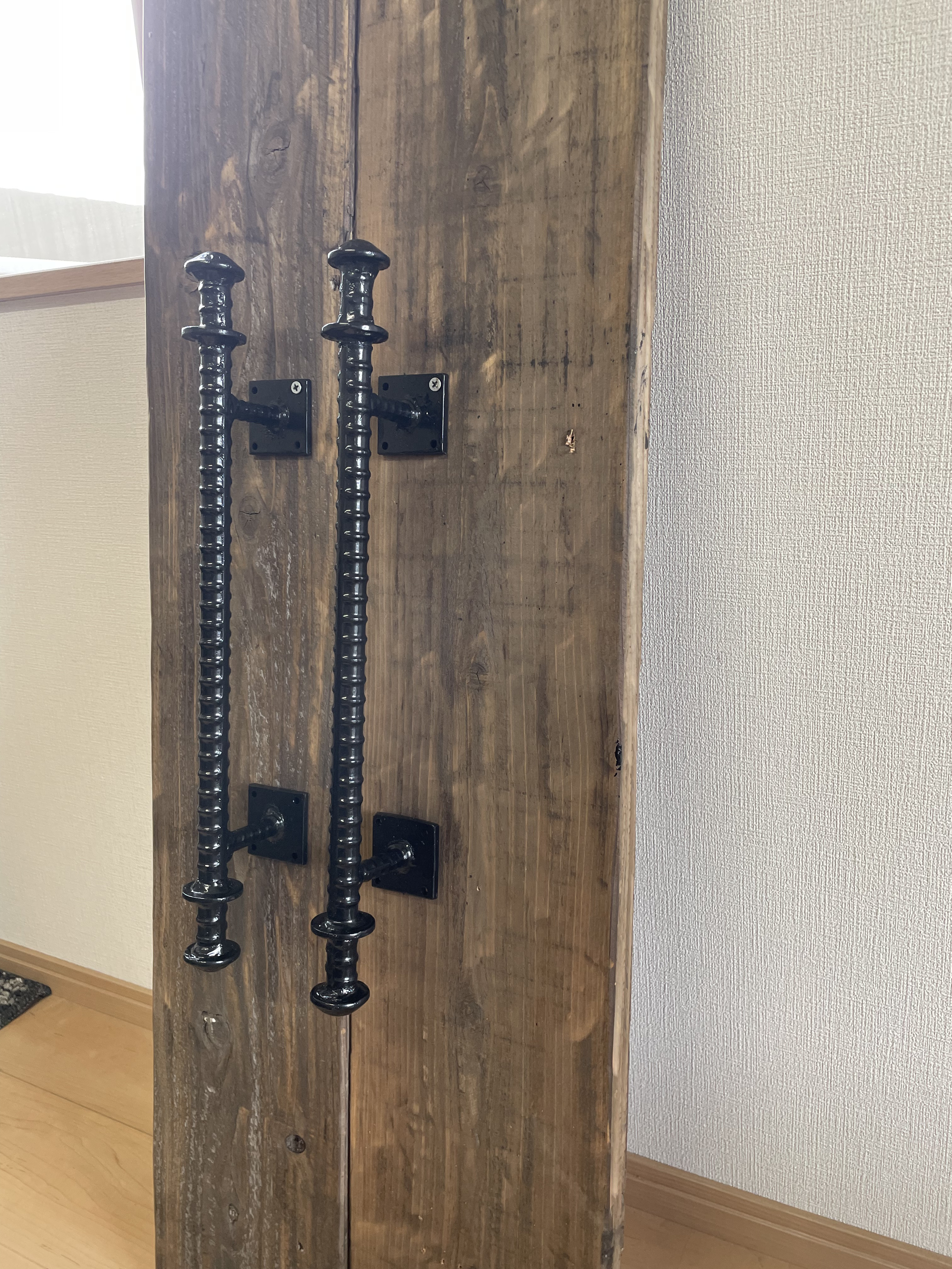 アイアン ドアハンドル　50cm 2本セット　取手 インダストリアル アイアンドアハンドル ドアノブ ドア取手 扉 2本セット 鉄