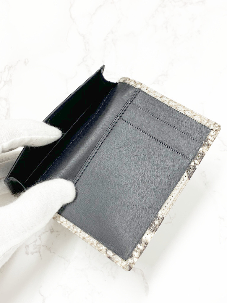 日本製　ダイヤモンド　パイソン　マット仕上げ　上質　カードケース　蛇革　名刺　パス　入れ　エキゾチックレザー