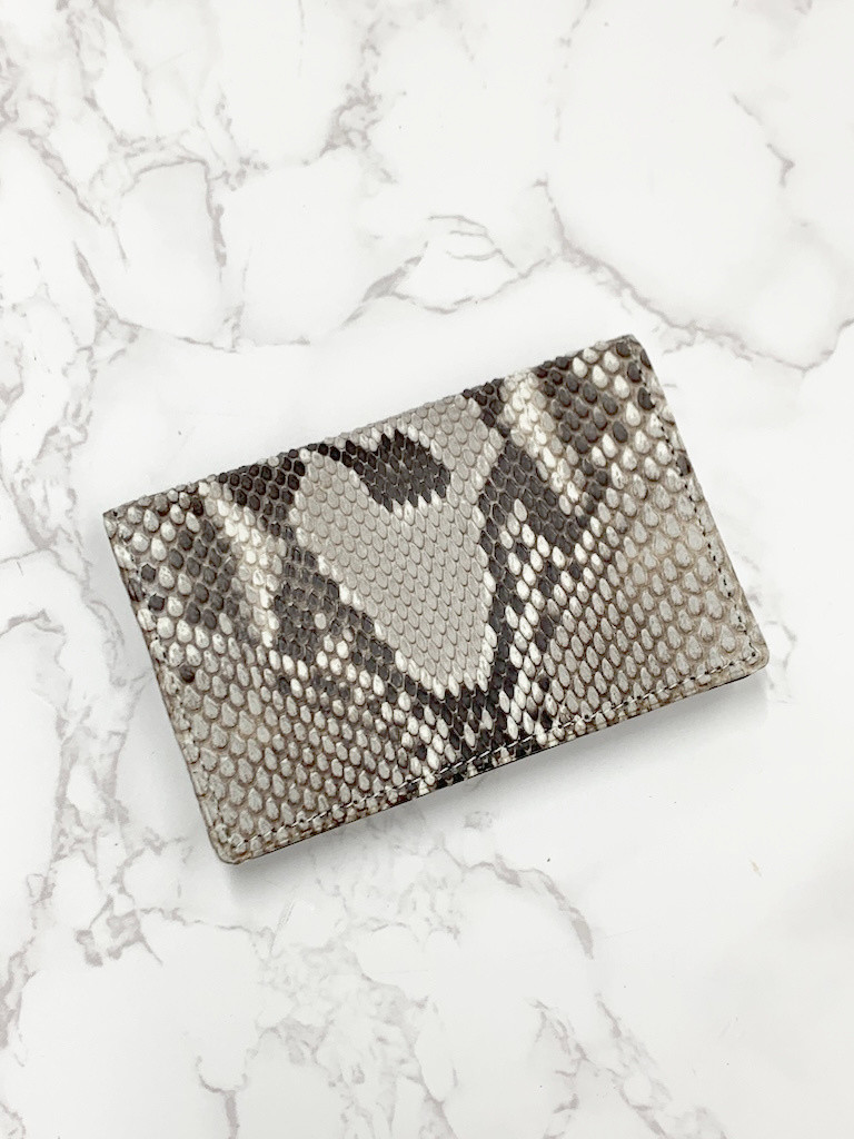 日本製　ダイヤモンド　パイソン　マット仕上げ　上質　カードケース　蛇革　名刺　パス　入れ　エキゾチックレザー