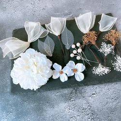 ホワイトダリアとオーガンジーの髪飾り　結婚式　成人式　花嫁　和装　振袖　卒業式　白無垢　色打掛　前撮り　花嫁　着物　白 9枚目の画像