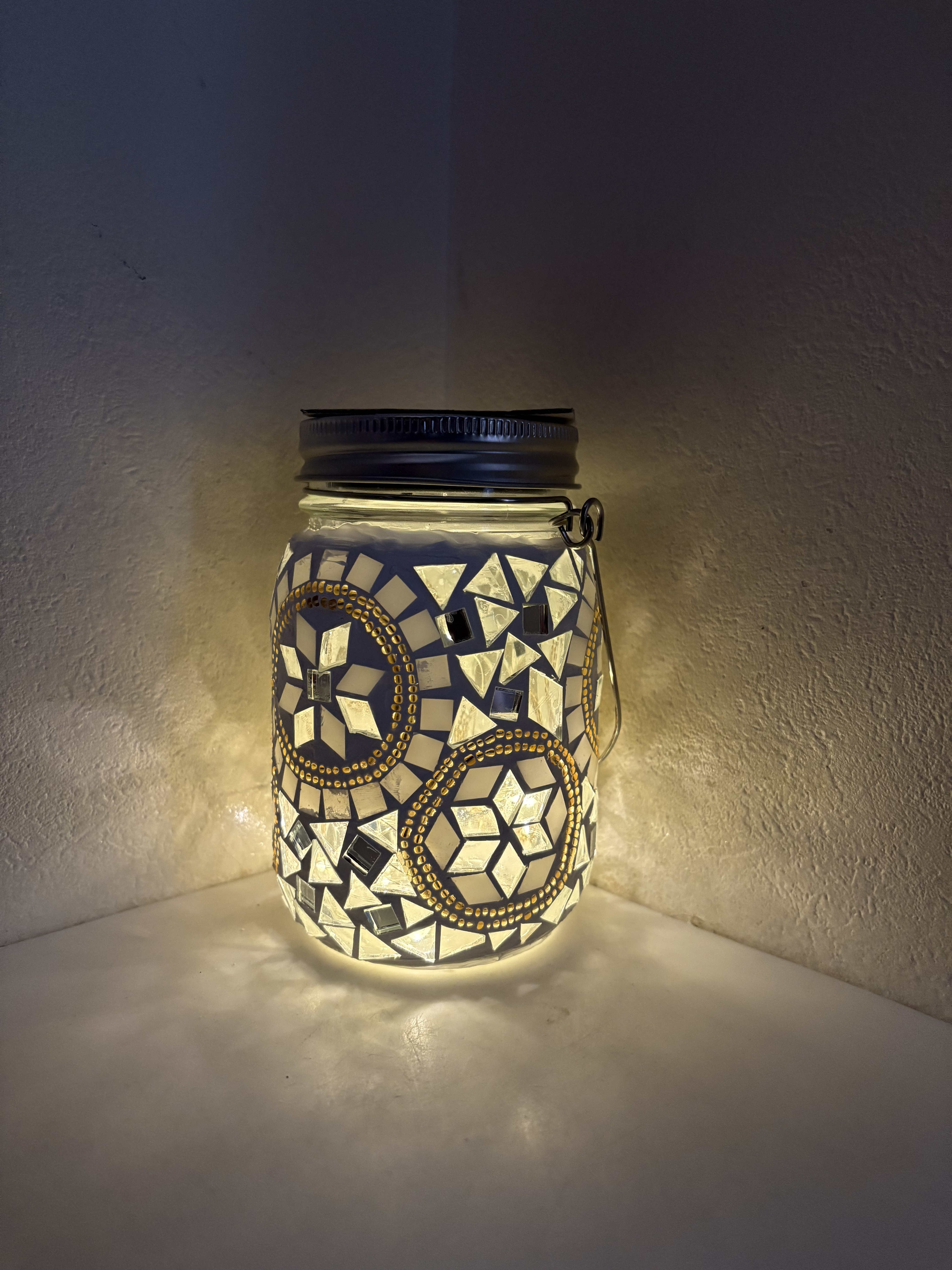 ソーラーガーデンライト