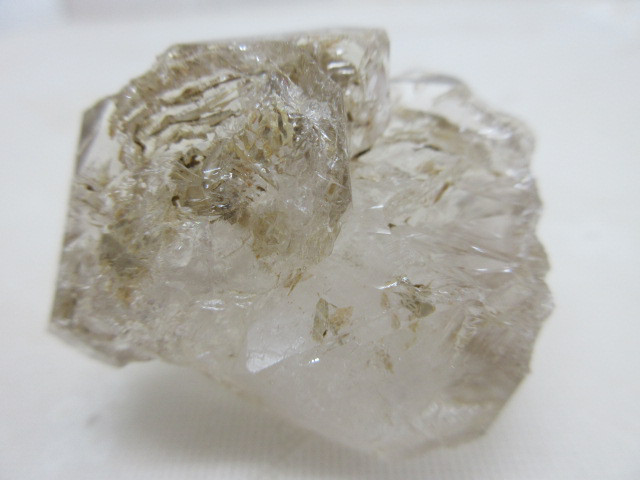 No.CR-327　天然石　原石　エレスチャル　ウィンドゥクォーツ　44ｇ