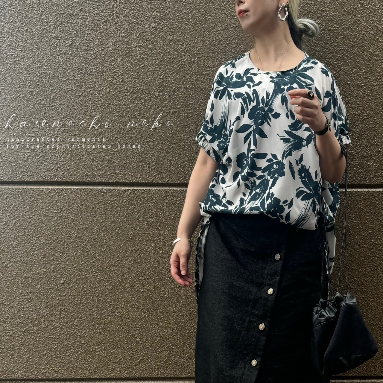 ■3日内発送■【新作】『着映えて大人可愛く！』水彩フラワー涼し気ロングチュニック。 ブラウス Tシャツ 半袖 春