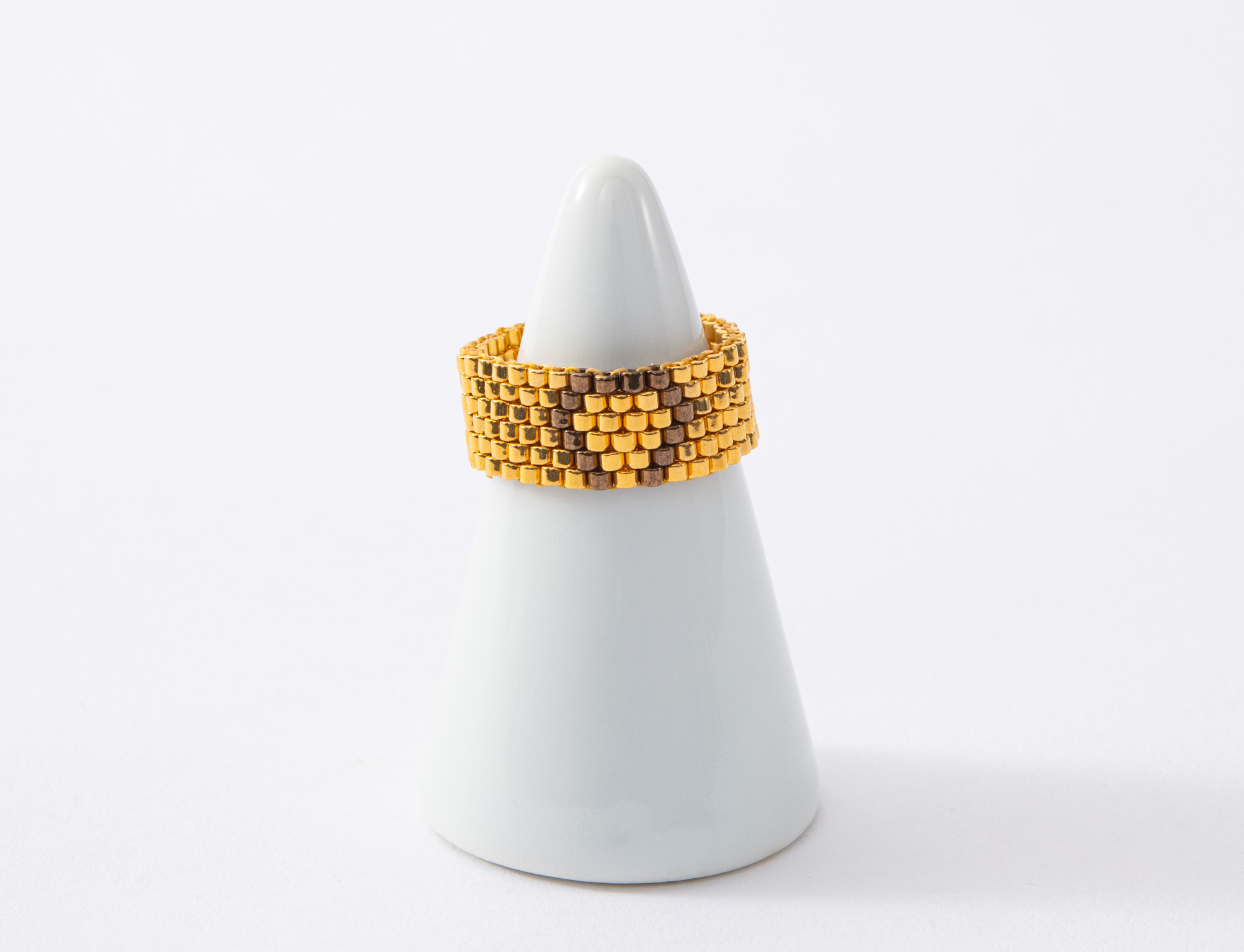 馬蹄柄ビーズリングGold（みやび010-RNG-G）みやびシリーズ