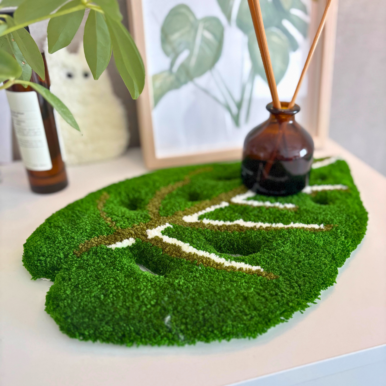 Monstera plants rug 02 | 観葉植物モンステラ葉のラグ（受注発注）