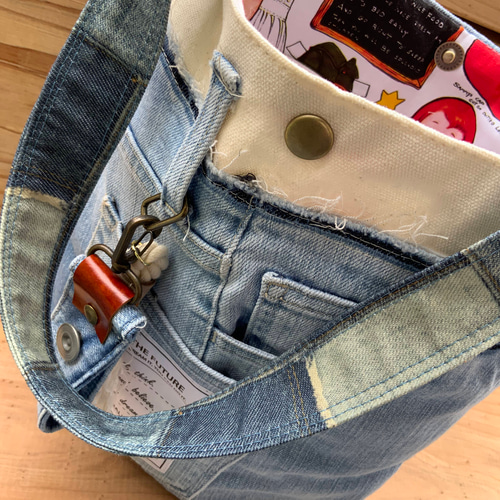 デニムリメイク 内布もカワイイ♡お出かけバッグ タッセルチャーム付