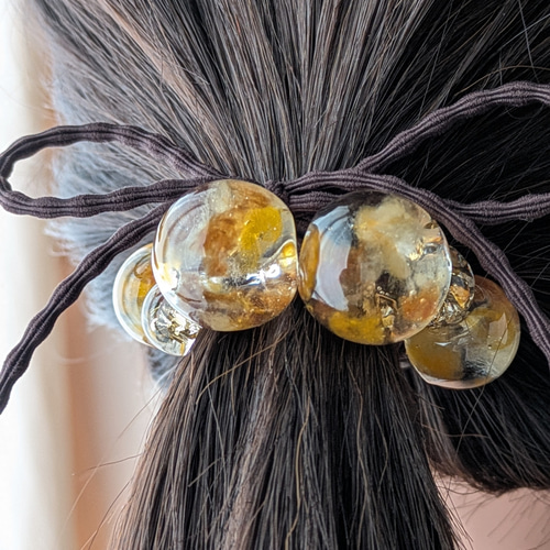 メグえもん様♡ No.2481ハンドメイド　ヘアゴム　レジン 月 レジン ヘアゴム - tsumugi工房 | minne byGMOペパボ 国内