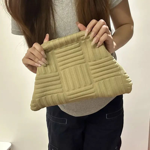 Dolce & Gabbana ♡レモン柄 クラッチバッグ Dolce & Gabbana ♡レモン柄 クラッチバッグ