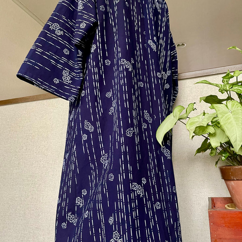 着物　絞り　浴衣布地　ブルー系　夏用ワンピース　浴衣　ハンドメイド　新品　1反 058291.jpg