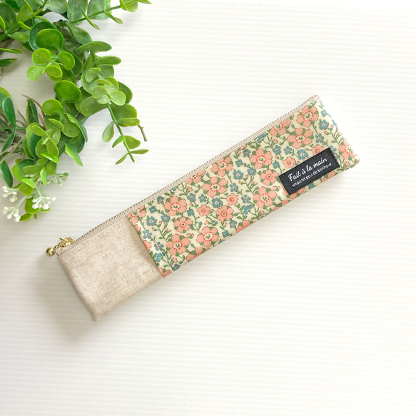 ブックバンドペンケース  A5サイズ (リバティ・Celandine セランダイン) /手帳用ペンケース　ラミネート　 2枚目の画像