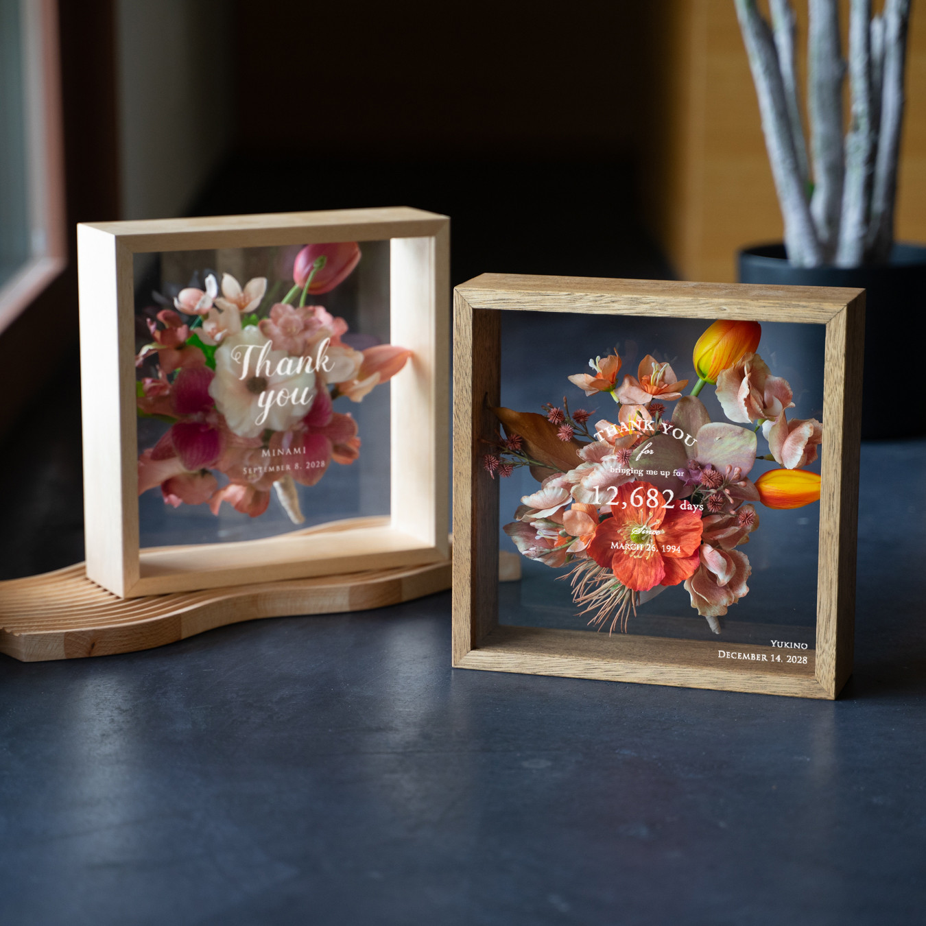 【両親贈呈品】花束ボックスLサイズ【子育て感謝状・還暦祝い・結婚記念】