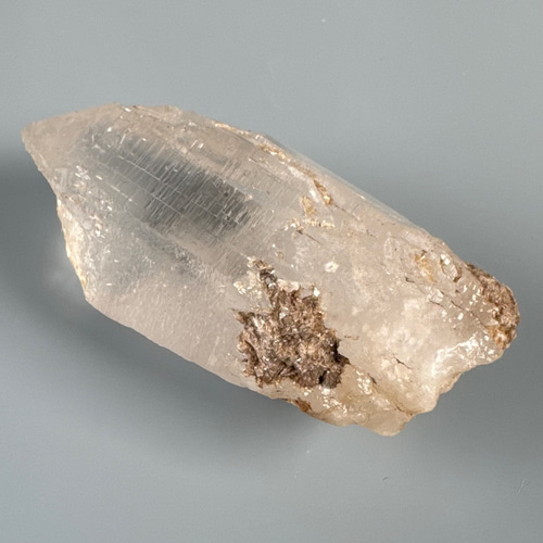 ガネーシュヒマール産 ヒマラヤ水晶 42ミリ 原石ポイント tu2432