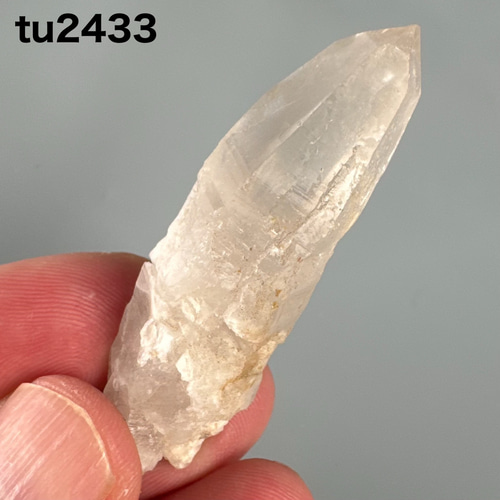 ガネーシュヒマール産 ヒマラヤ水晶 54ミリ 原石ポイント tu2433