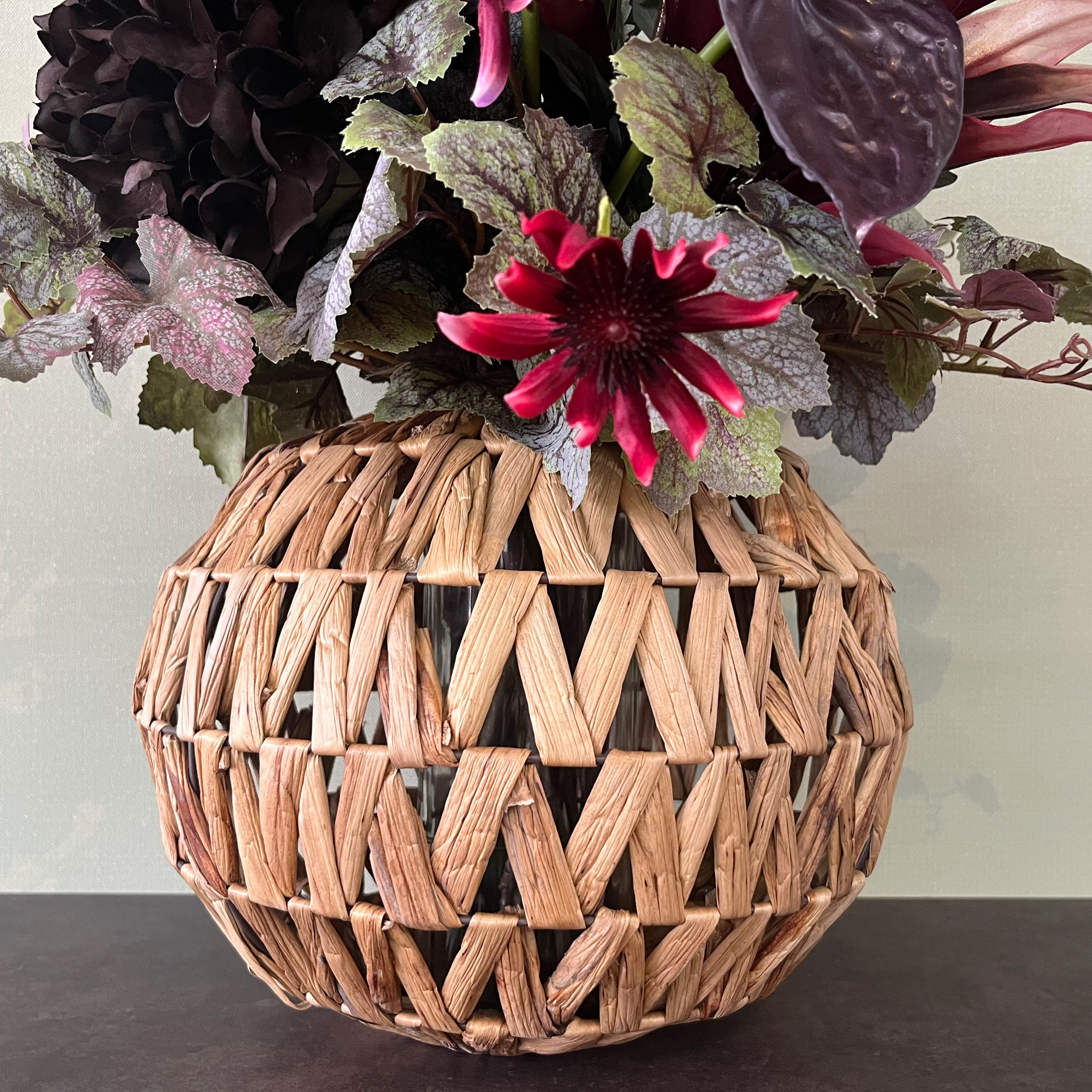 「送料無料」円形バスケット　モダンスタイルのフラワーアレンジメント