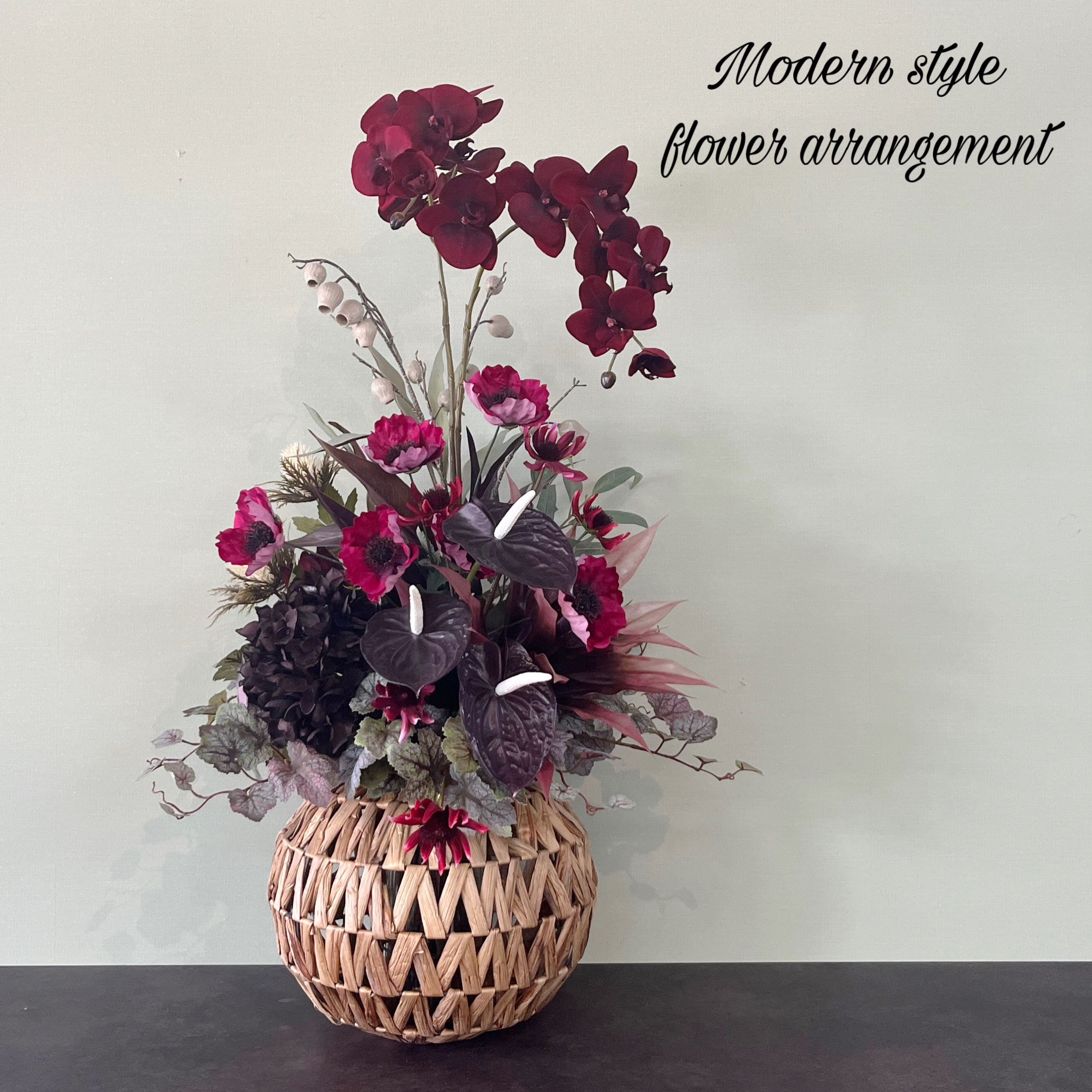 「送料無料」円形バスケット　モダンスタイルのフラワーアレンジメント