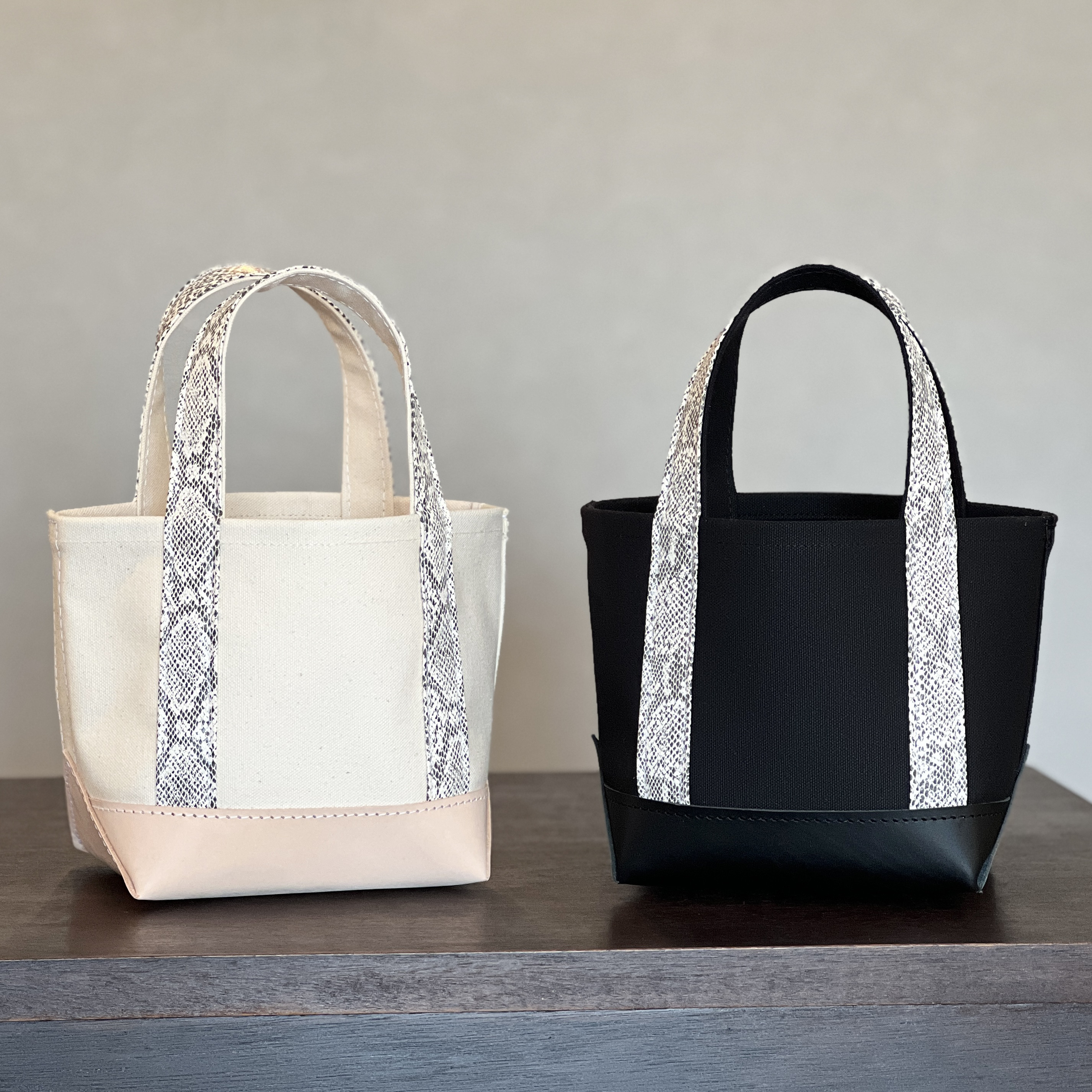 パイソン×ボトムレザー キャンバストートSサイズ　カスタマイズ可 / 2WAYにも！