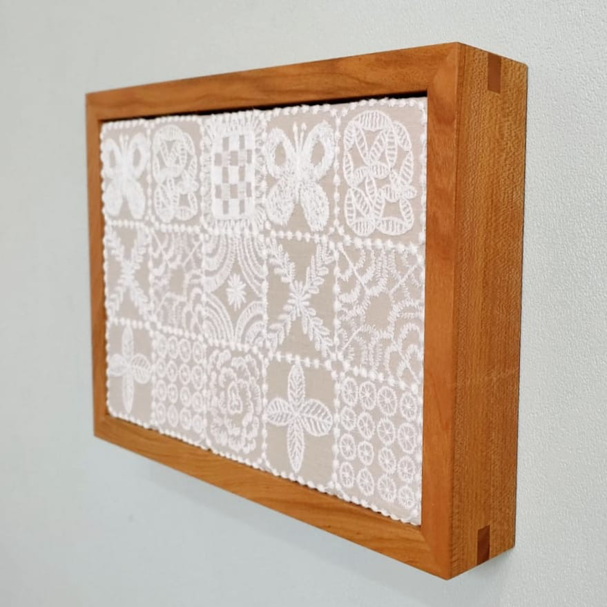 Lampoシリーズ　柄　ファブリックパネル　ミナペルホネン　フォレストタイル　ライトベージュ　プレゼント　お祝い