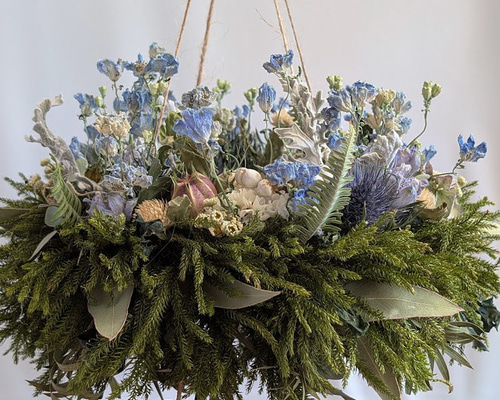 お値下げ ドライフラワーリース 青の置き型フライングリース ギフトに