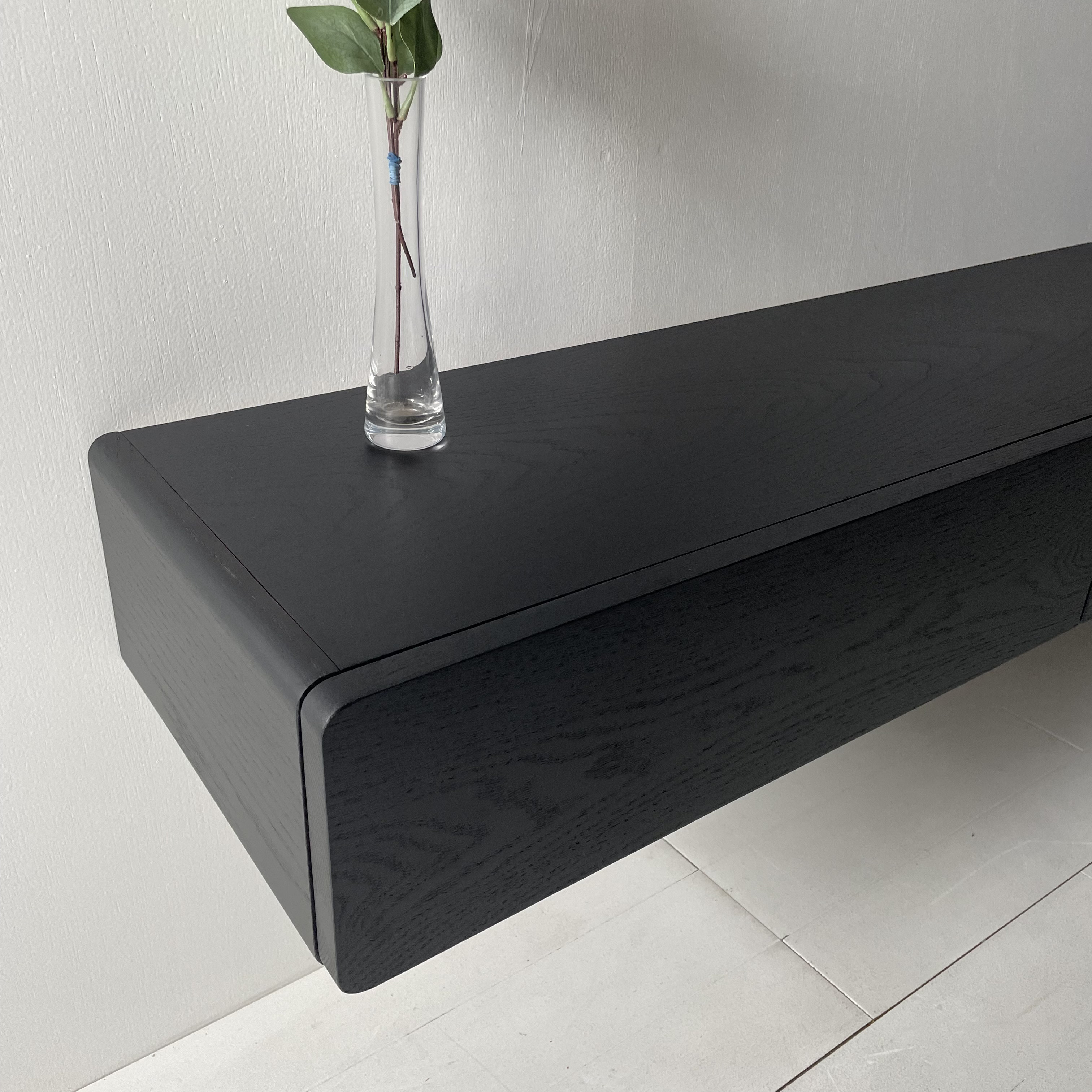 壁掛け　無垢材　180フロートテレビボード　オイル仕上げ　オーク　ウォールナット　ブラックチェリー  ブラック塗装