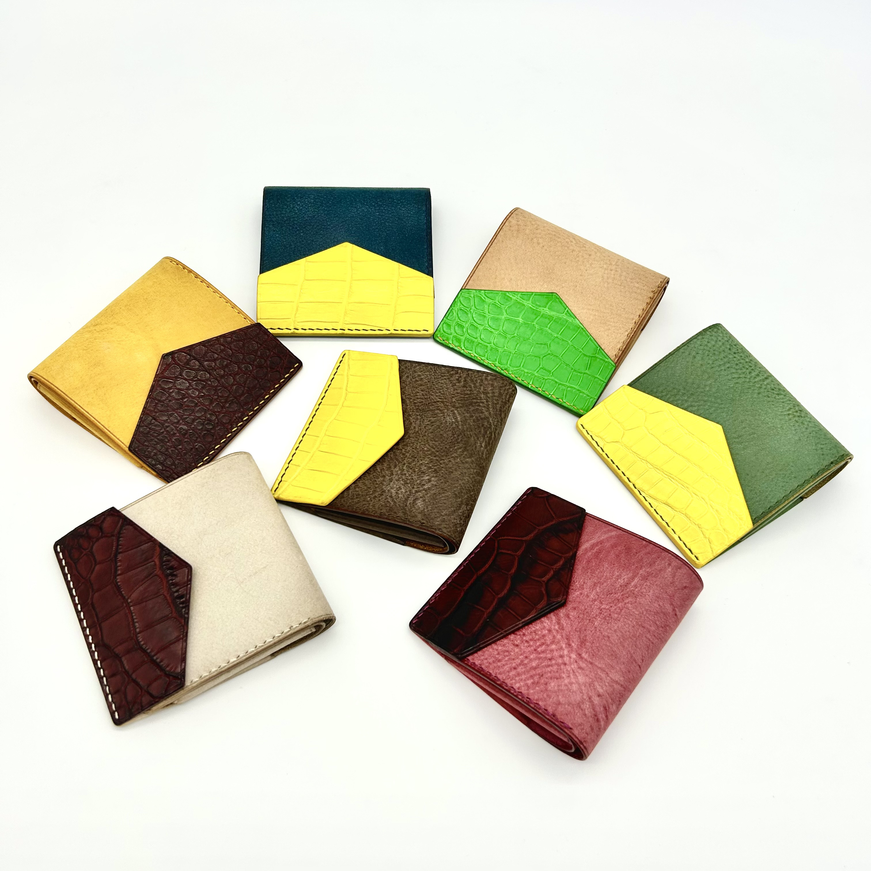 小さく大容量なミニ財布　Yohakuスリム アラスカ版