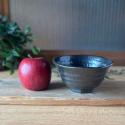 《数量限定・特別価格》ろくべ型茶碗・中　ツヤありいぶし黒　 6枚目の画像