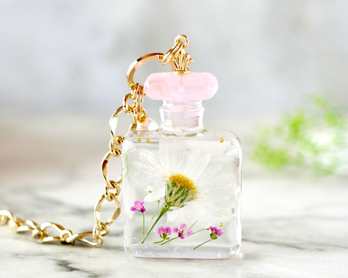 優しさかおるクジャクアスター】香水瓶バックチャーム バックチャーム