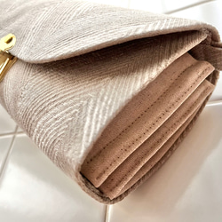 新色グレージュ《 herringbone 》フレンチリネンのジャガード織ヘリンボーン軽やかショルダーバッグ 5枚目の画像