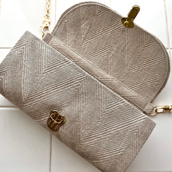 新色グレージュ《 herringbone 》フレンチリネンのジャガード織ヘリンボーン軽やかショルダーバッグ 8枚目の画像