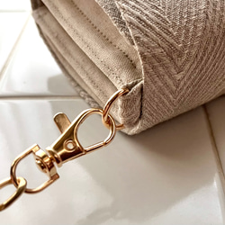 新色グレージュ《 herringbone 》フレンチリネンのジャガード織ヘリンボーン軽やかショルダーバッグ 6枚目の画像