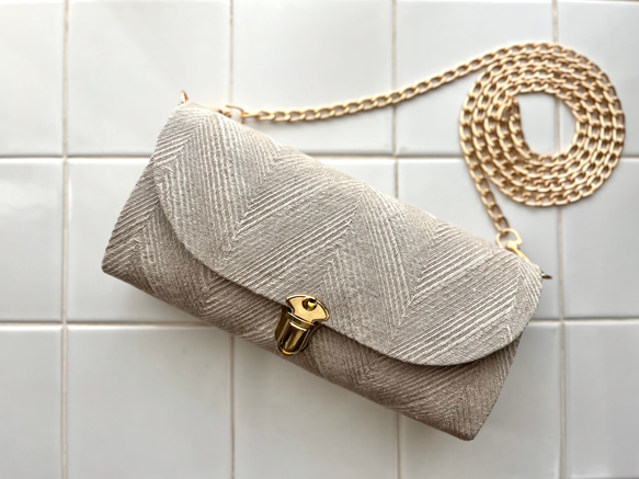 新色グレージュ《 herringbone 》フレンチリネンのジャガード織ヘリンボーン軽やかショルダーバッグ 1枚目の画像
