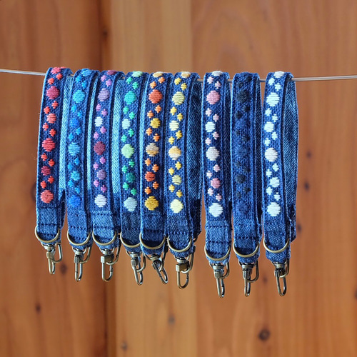 [専用　こり様]ハンドメイド 刺繍 フェルト チャーム ストラップ 2248722289.jpg?1714462522