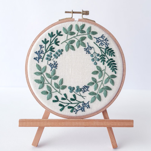 Botanical グリーン 刺繍ファブリックパネル 直径16cm /植物 葉