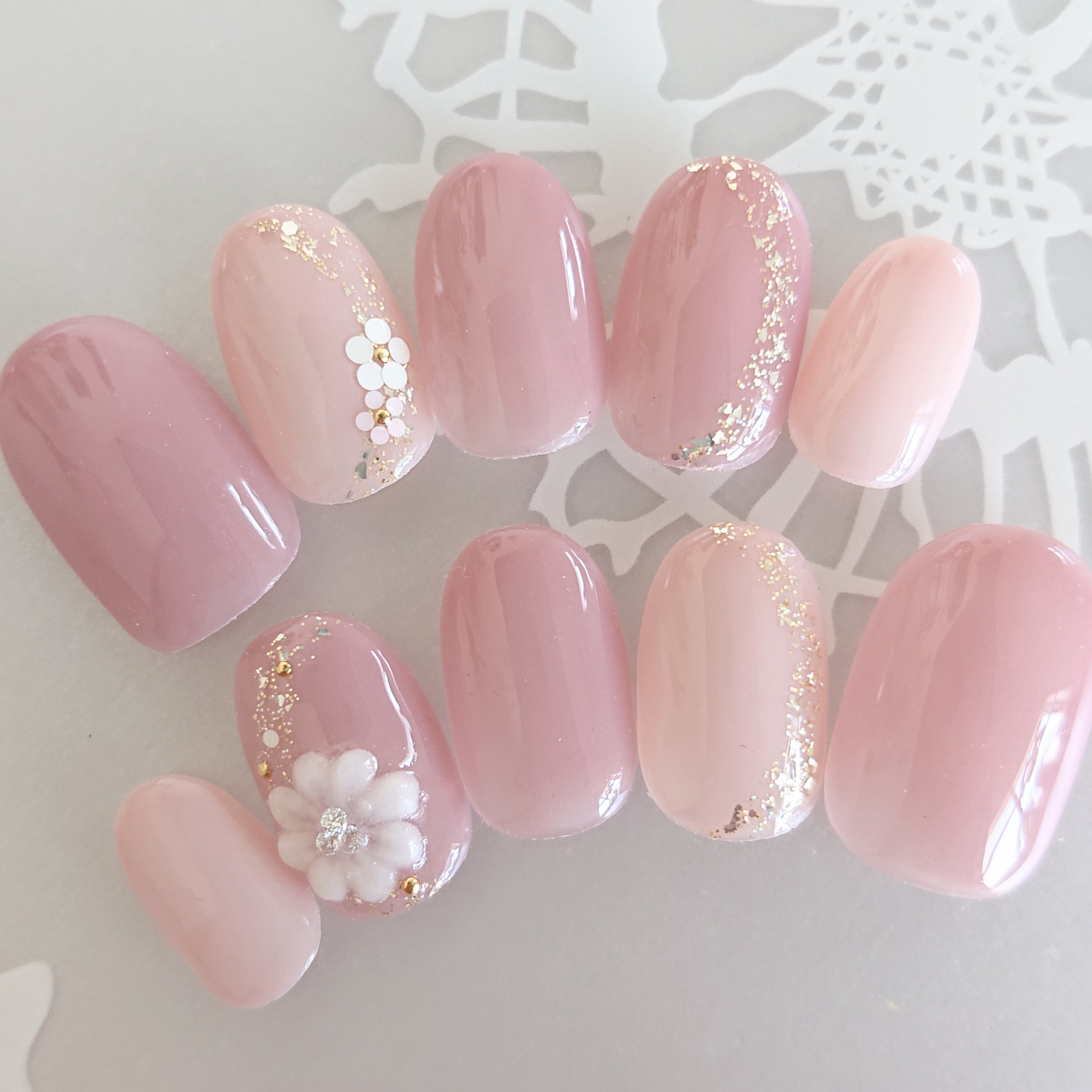 【ダイヤモンドが選べる】【サイズ/カラー選べる】Diamond フラワー　ダイヤモンドネイル　D113