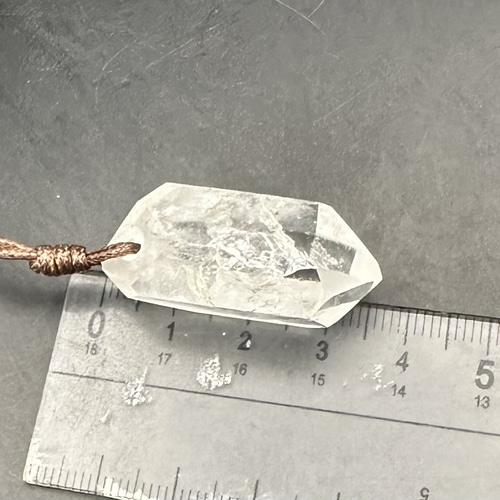2025.5.28上品霊石 霊晶 新潟産天然水晶 ネックレス・ペンダント ケン