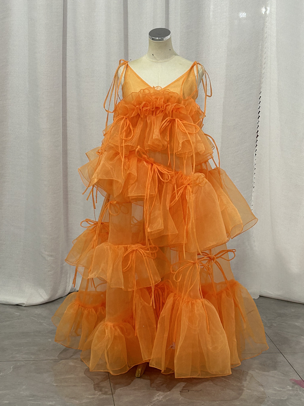 オレンジ 上質オーガンジー   チュールドレス カラードレス 柔らかく重ねたチュールスカート/前撮り/花嫁
