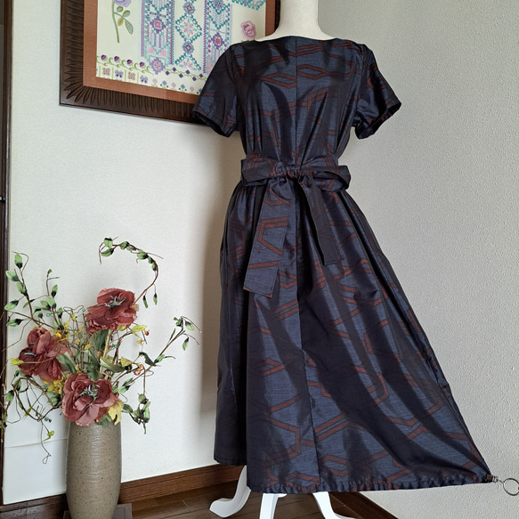 ☆着物リメイク/ 大島紬 /正絹/ 半袖 / ギャザーワンピース